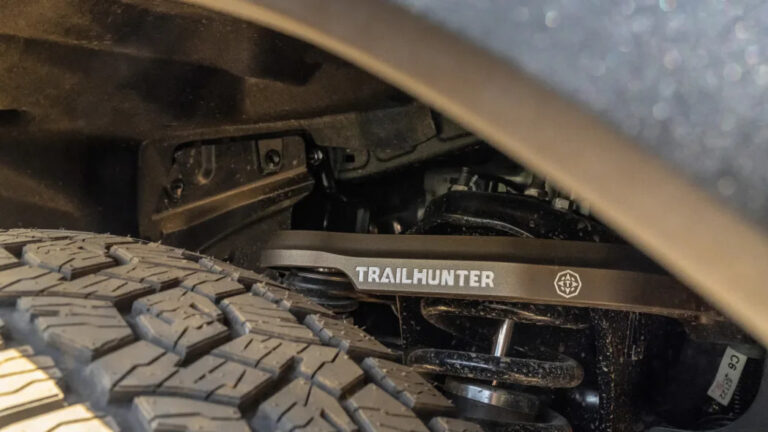 2025 Toyota 4Runner Trailhunter suspension