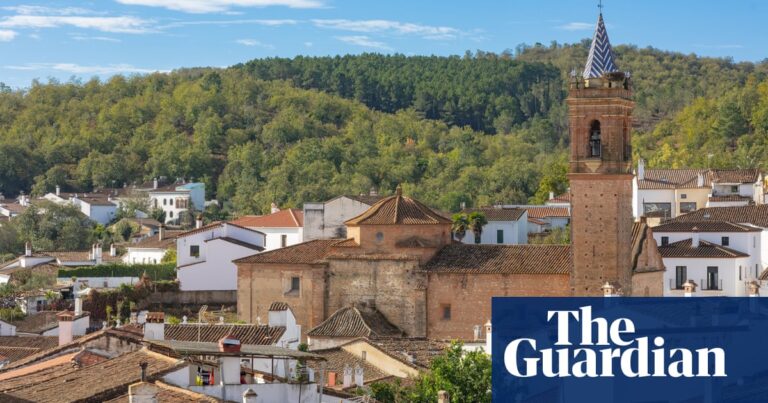 Think Andalucía is parched and dusty? Not where I’m cycling