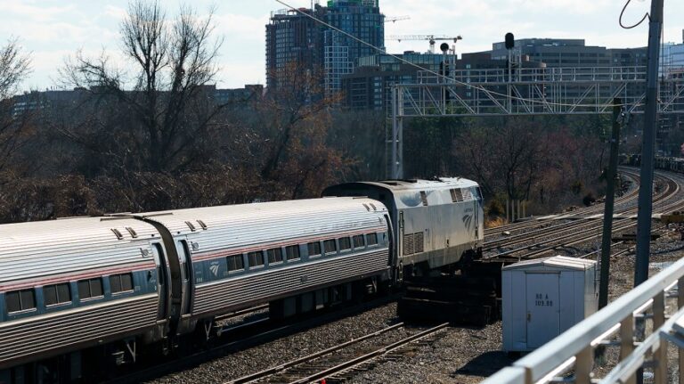 amtrak 022323gn2 w