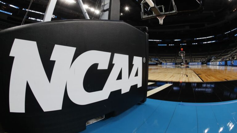 107390100 1710947470380 2024 03 20T150335Z 233351929 MT1USATODAY22816325 RTRMADP 3 NCAA BASKETBALL NCAA TOURNAMENT FIRST ROUND PITTSBURGH PRACTICE