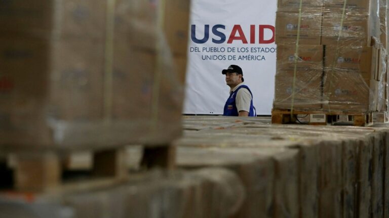 1740648532 Leading USAID 022119 AP Fernando Vergara