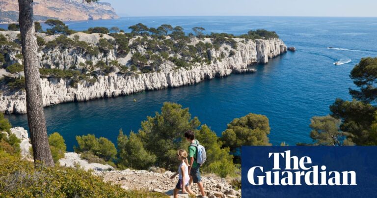 From the mountains to the Med: a self-guided walk in Provence, France