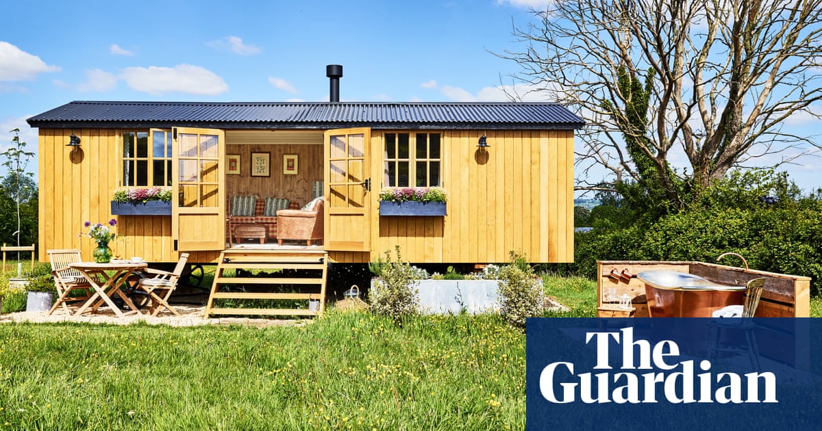 Down on the farm: a summer cabin stay in Somerset